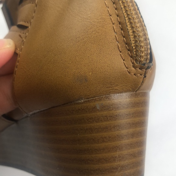 Brown Gladiator Style Sandals - Picture 6 of 6